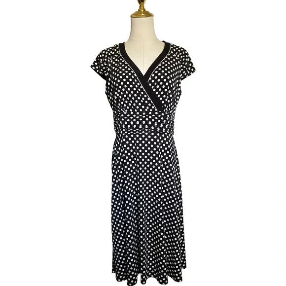 Sandra Darren | Dresses | Sandra Darren Womens Dress Size Black White Polka  Dot Wrap Style Cap Sleeve | Poshmark